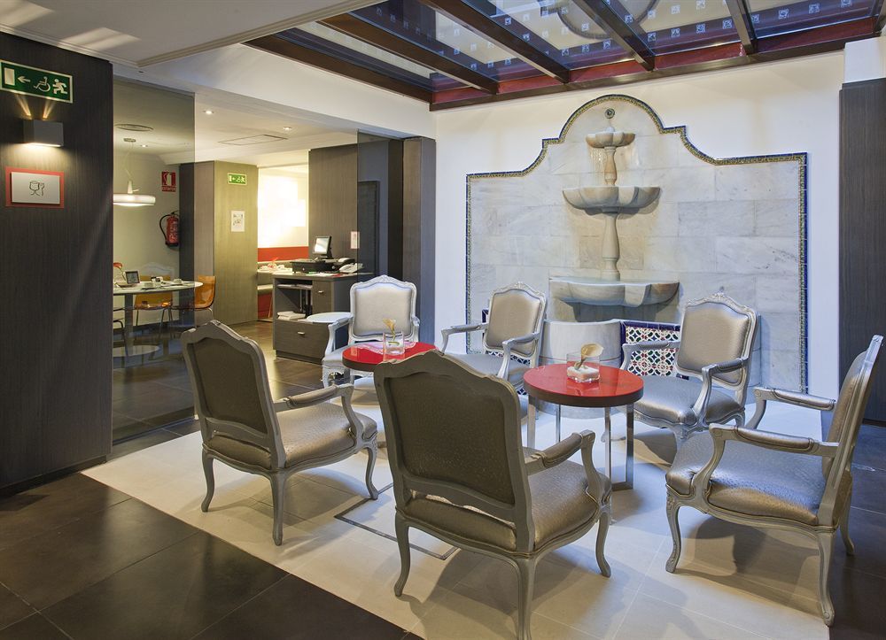 סביליה Petit Palace Puerta De Triana מראה חיצוני תמונה