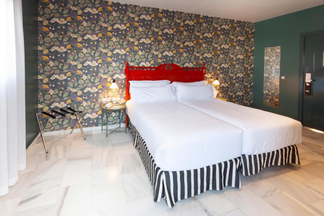 סביליה Petit Palace Puerta De Triana מראה חיצוני תמונה